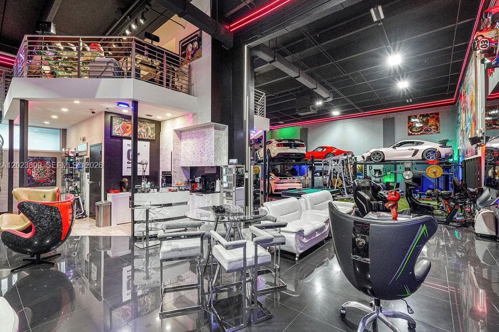 6030 NW 102nd Ave # 211, Doral FL 33178 — 19