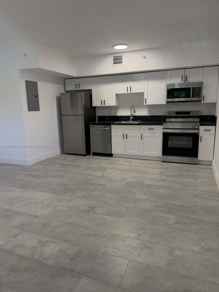147 Nw 59th St # 303, Miami FL 33127 — 2