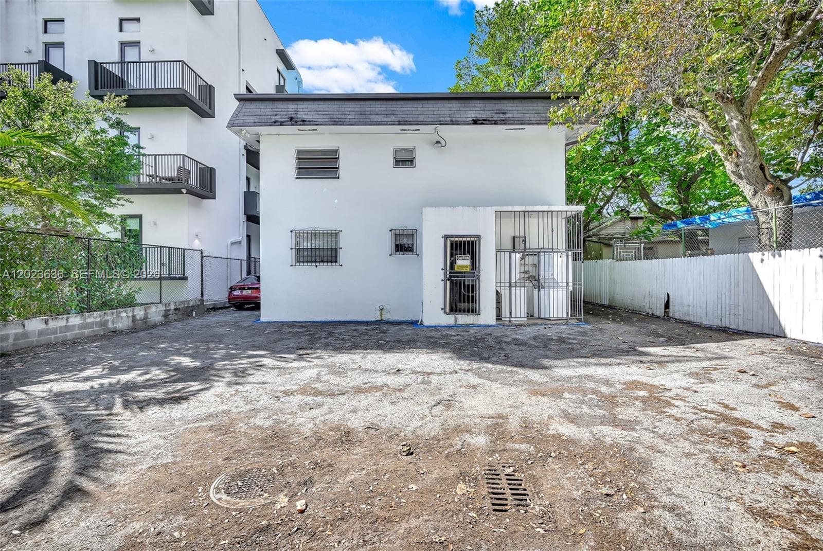 641 NW 2nd St, Miami FL 33128 — 9