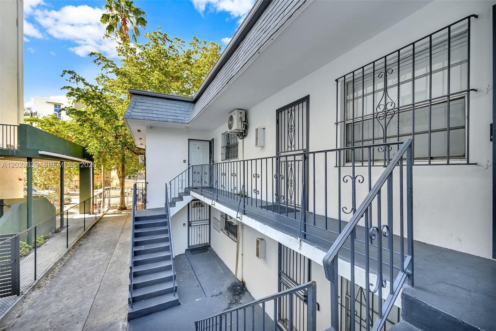 641 NW 2nd St, Miami FL 33128 — 24
