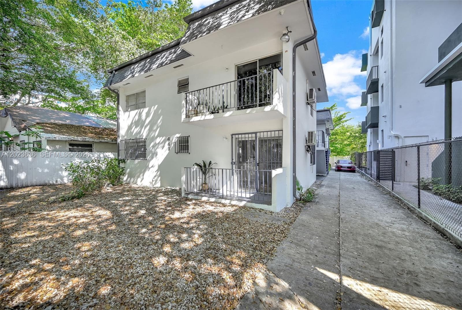641 NW 2nd St, Miami FL 33128 — 11