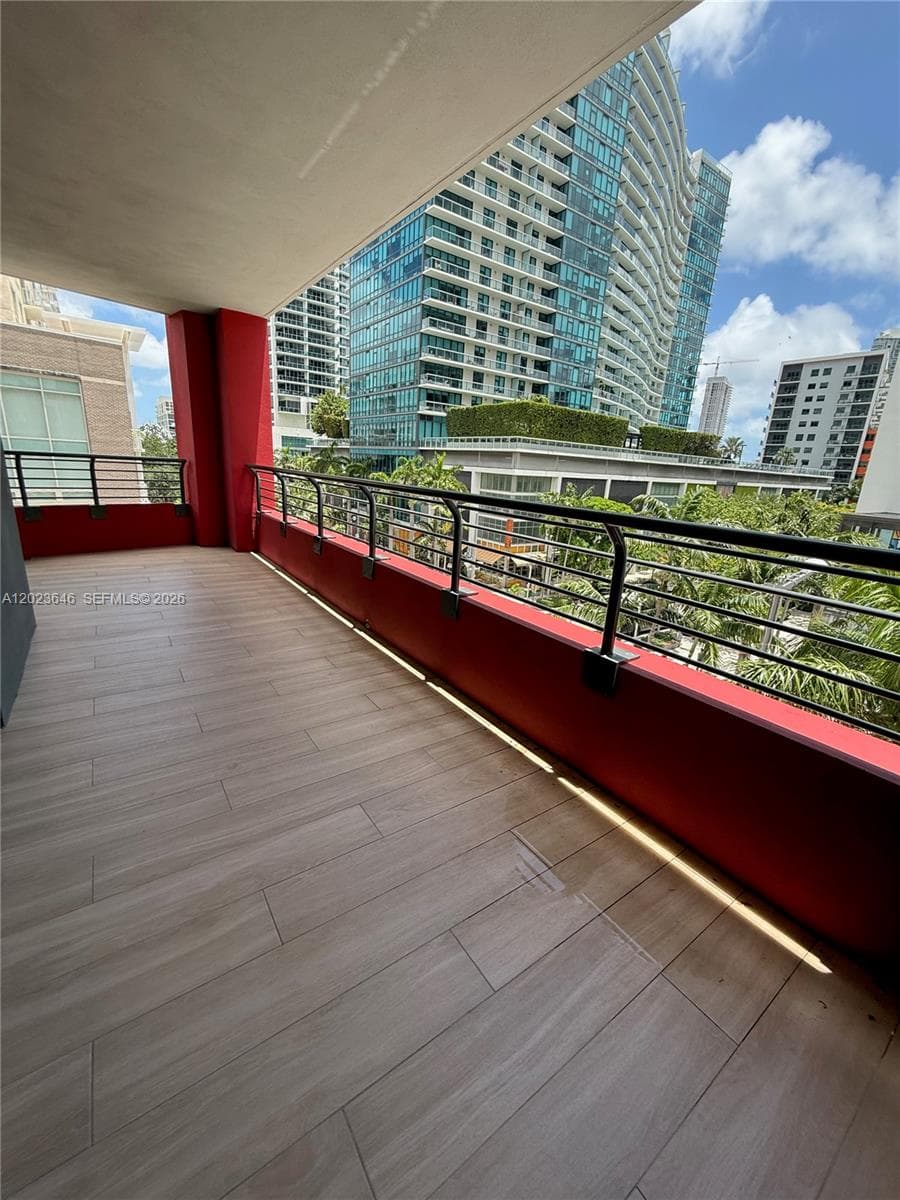 90 NE 32 # 411, Miami FL 33137 — 8