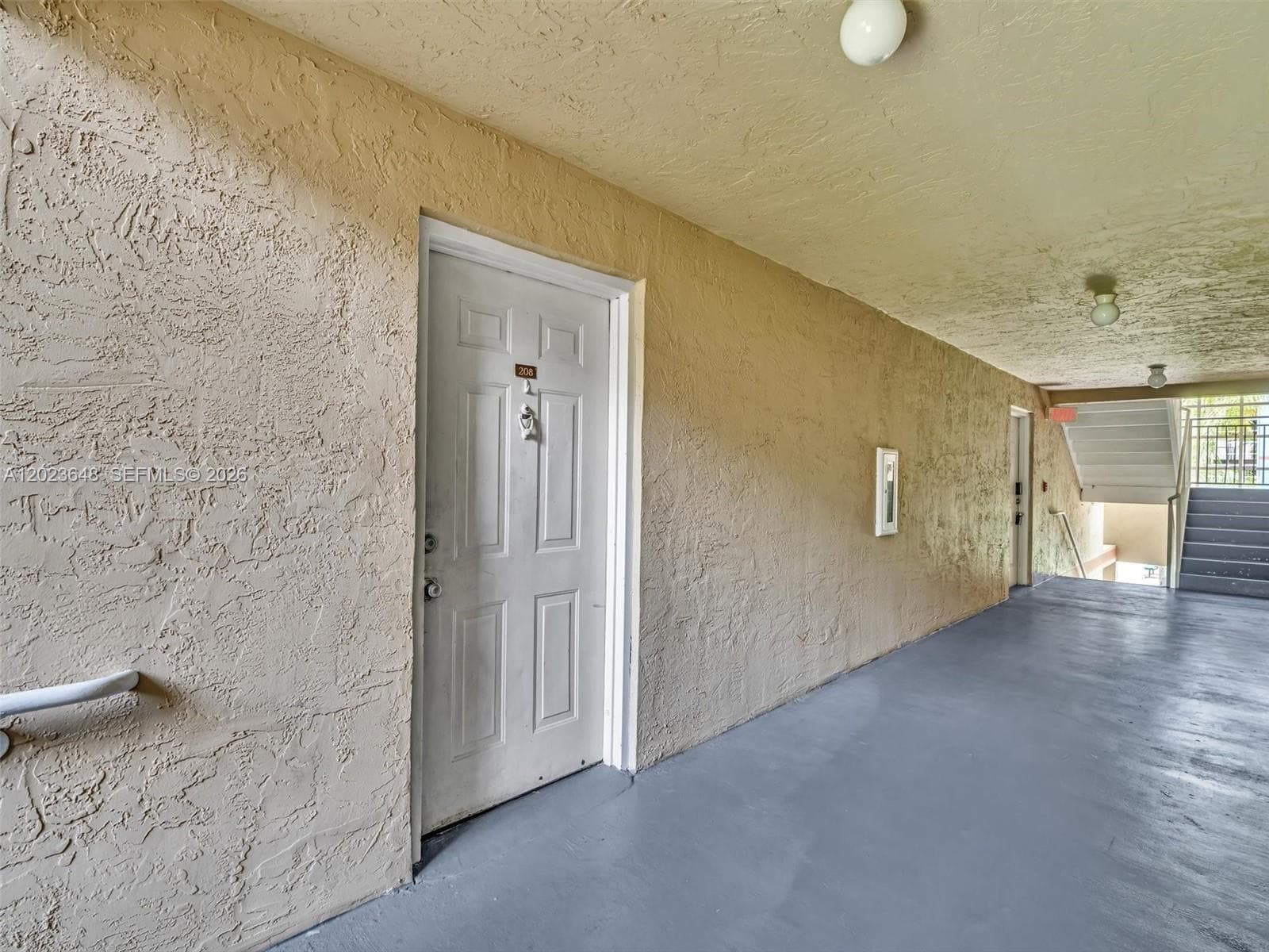 18850 NW 57th Ave # 208, Hialeah FL 33015 — 33