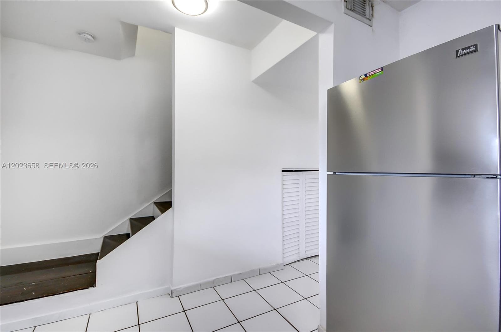 3021 W 76th St # 203, Hialeah FL 33018 — 9
