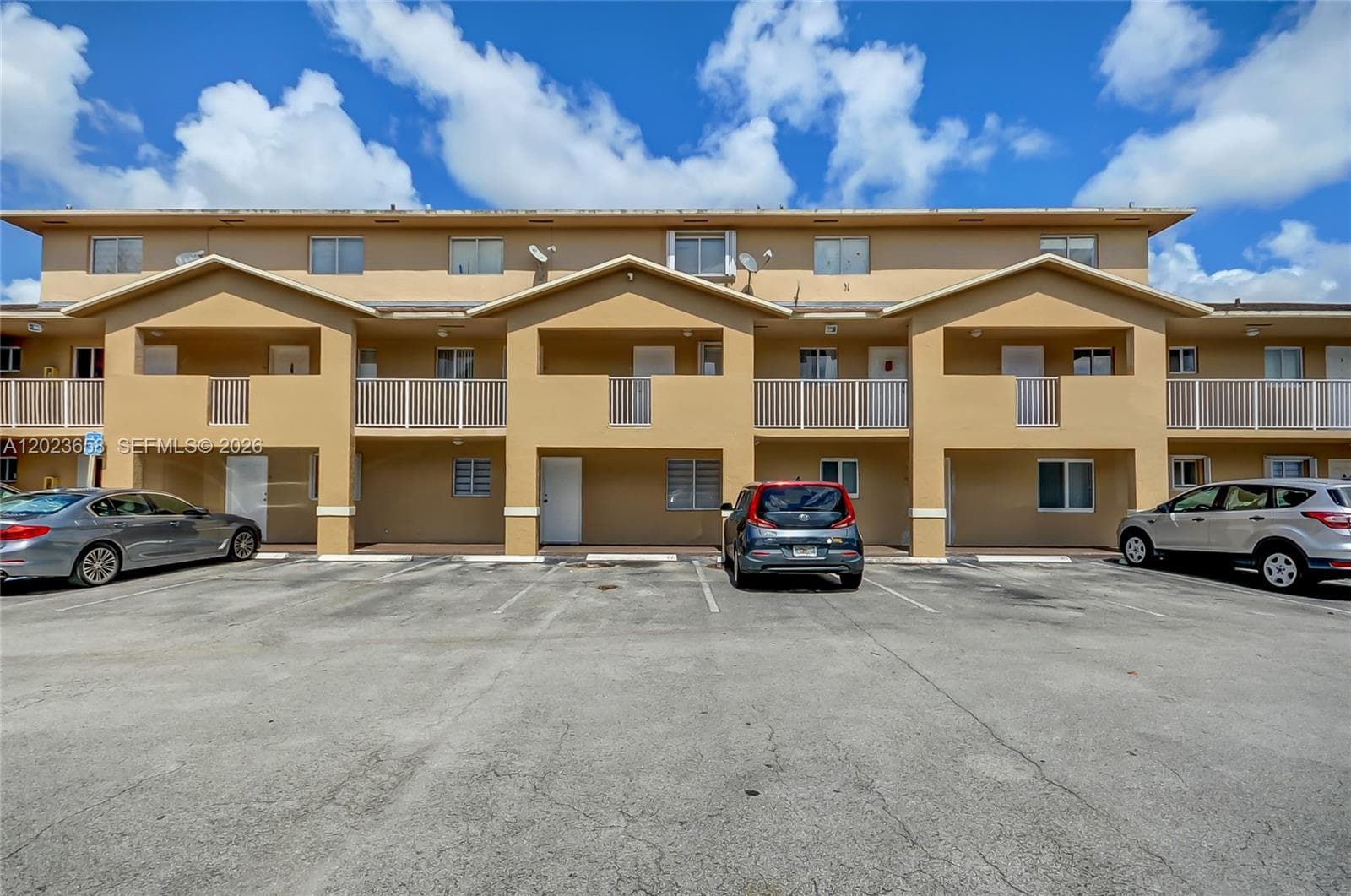3021 W 76th St # 203, Hialeah FL 33018 — 21