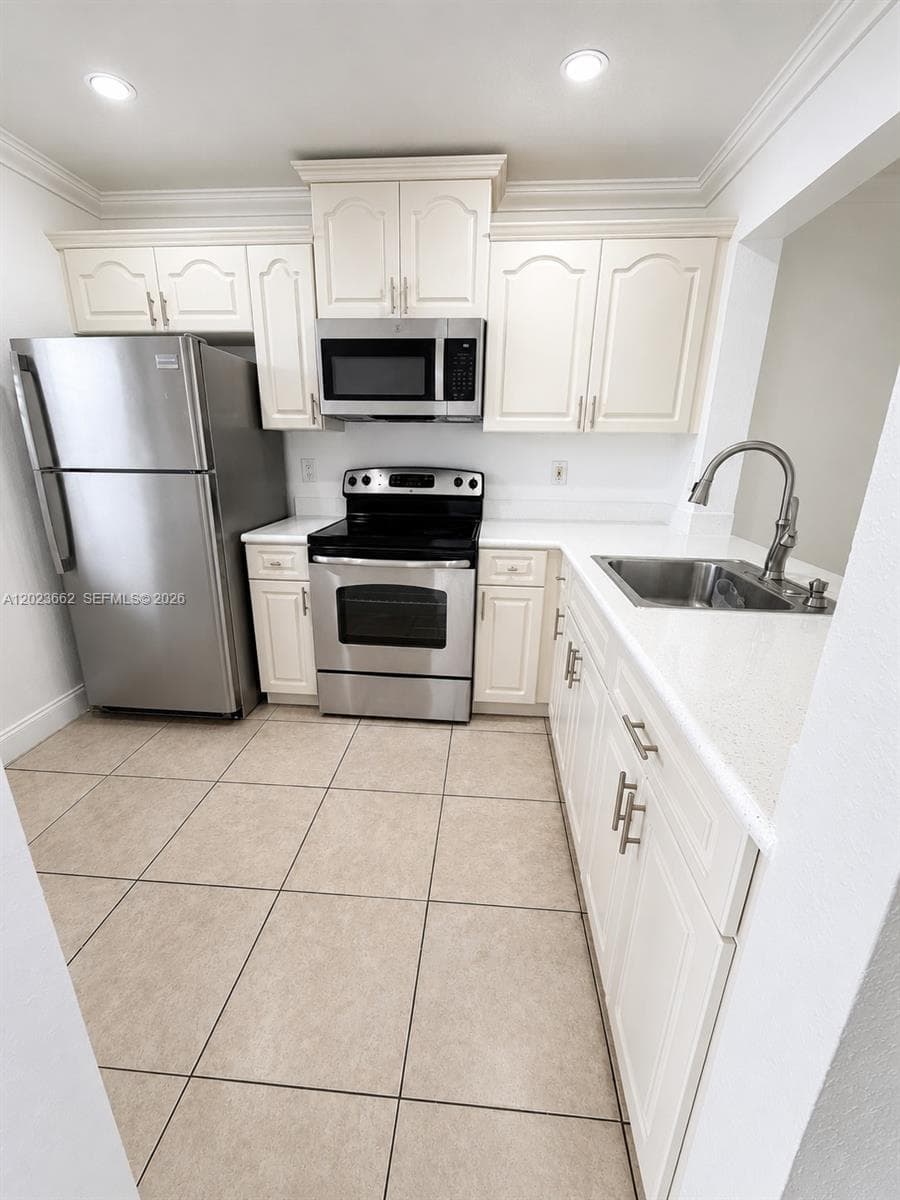 7668 SW 152nd Ave # 206, Miami FL 33193 — 5
