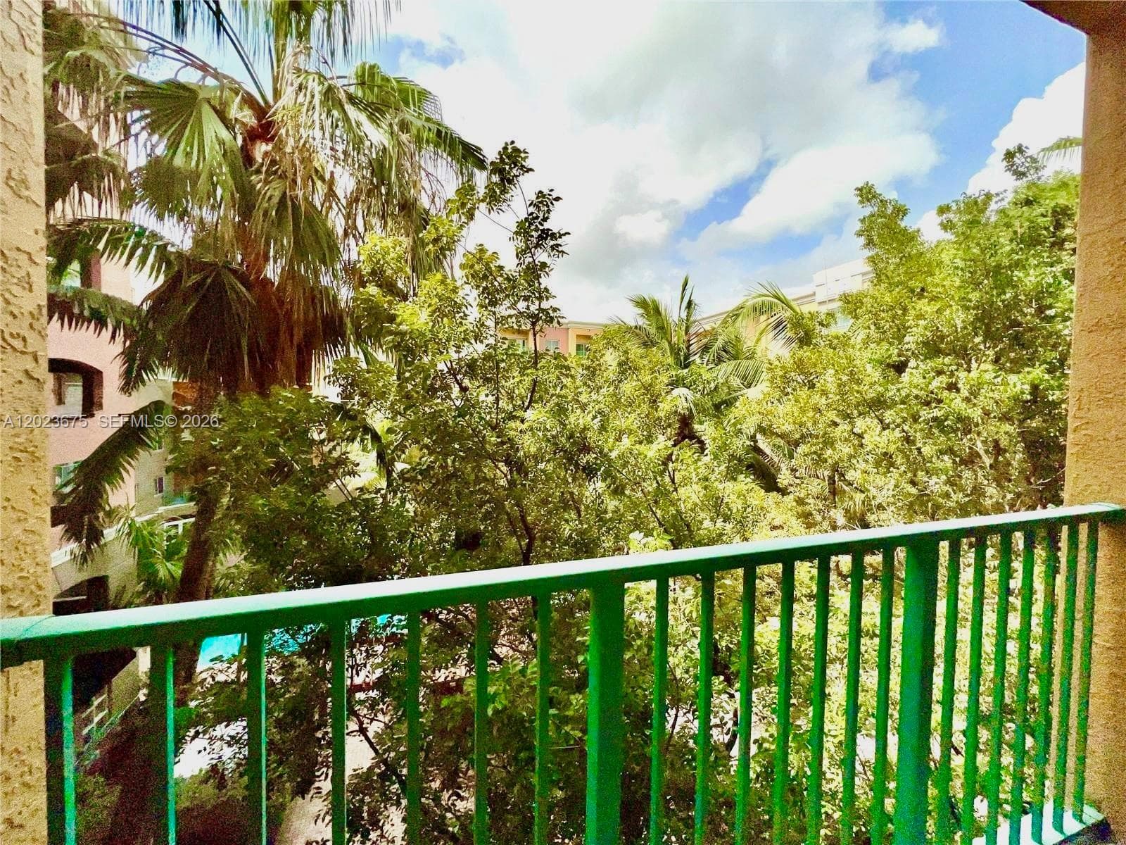 6001 SW 70th St # 454, South Miami FL 33143 — 16