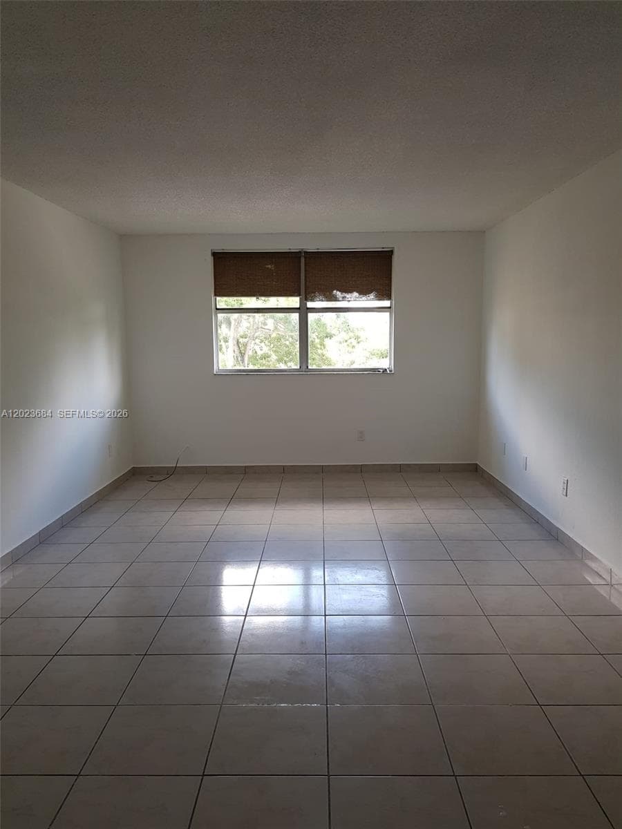 606 W 81st St # 314, Hialeah FL 33014 — 4