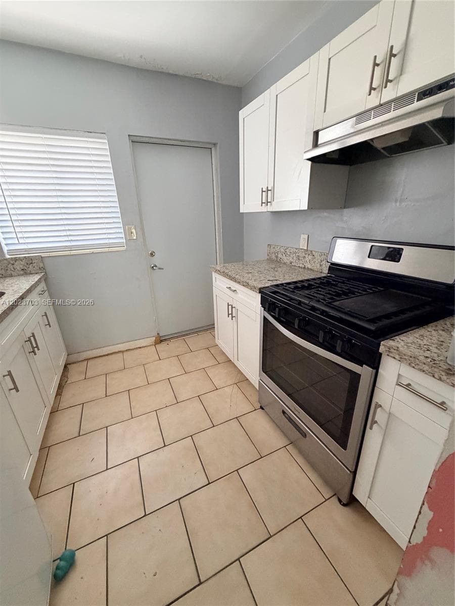 1233 Marseille Dr # 5, Miami Beach FL 33141 — 15