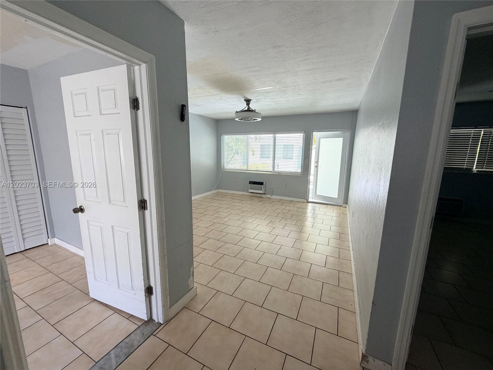 1233 Marseille Dr # 5, Miami Beach FL 33141 — 8