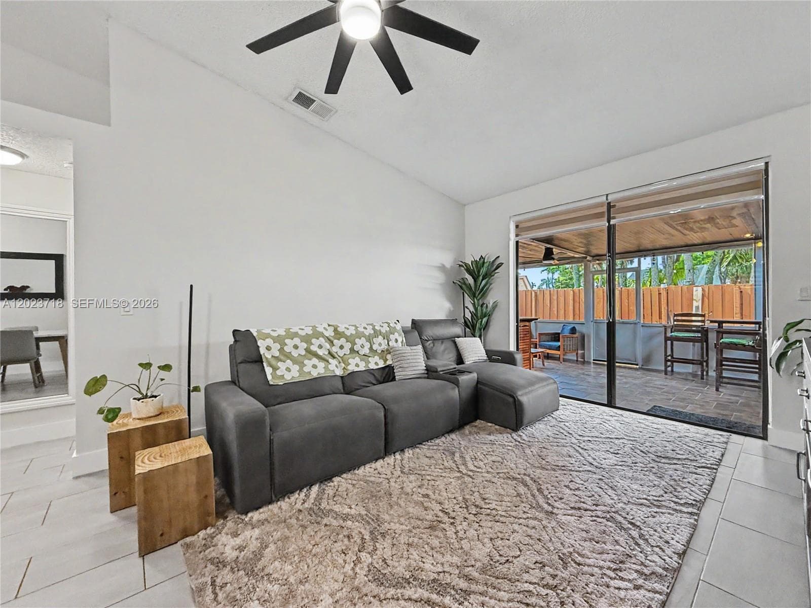 6704 NW 192nd Ter, Hialeah FL 33015 — 7