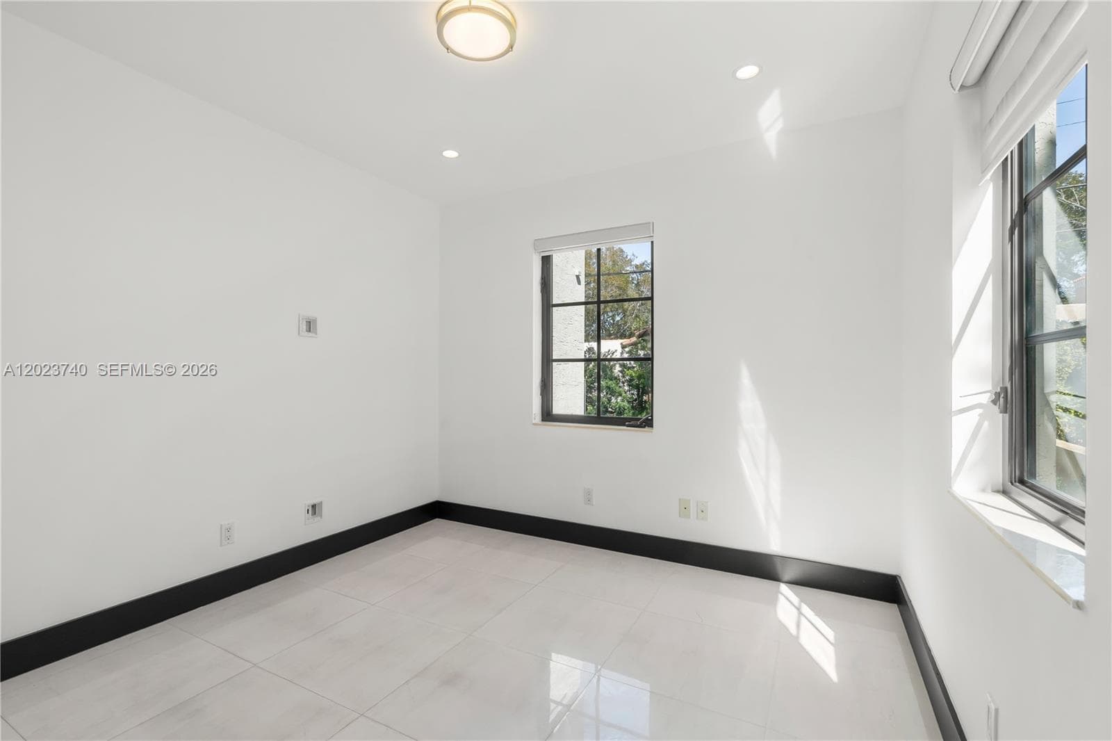 519 Alhambra Cir, Coral Gables FL 33134 — 46