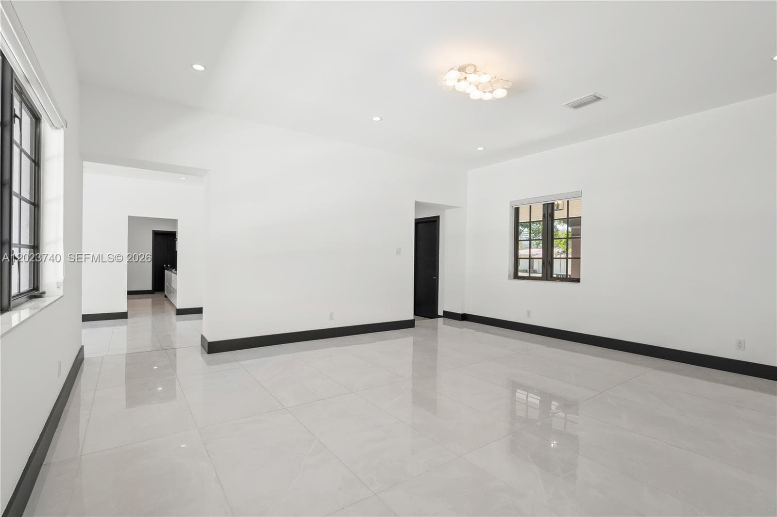519 Alhambra Cir, Coral Gables FL 33134 — 12
