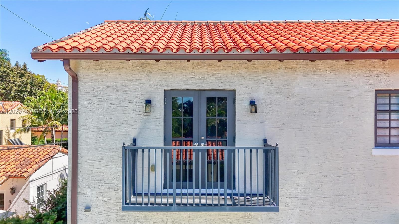 519 Alhambra Cir, Coral Gables FL 33134 — 57