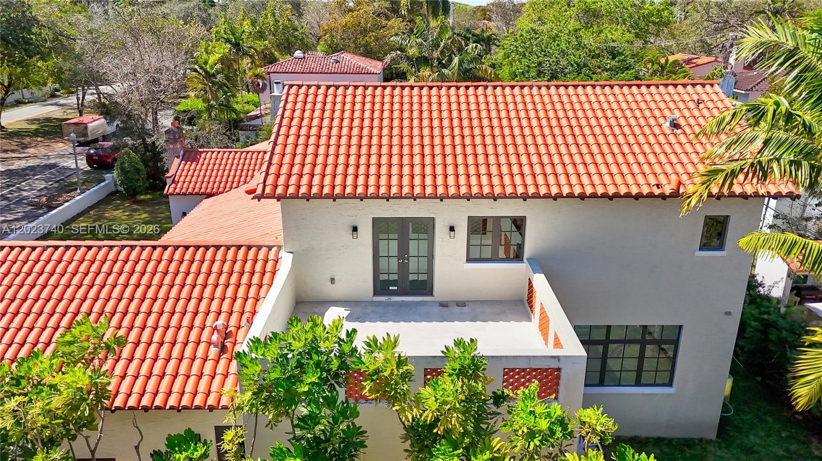 519 Alhambra Cir, Coral Gables FL 33134 — 51
