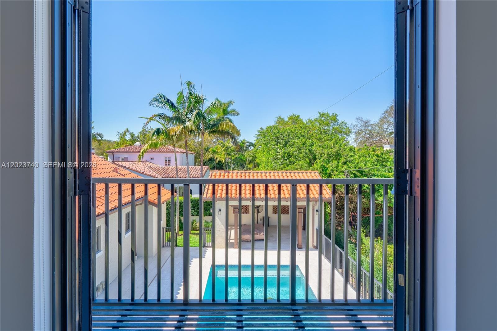 519 Alhambra Cir, Coral Gables FL 33134 — 55