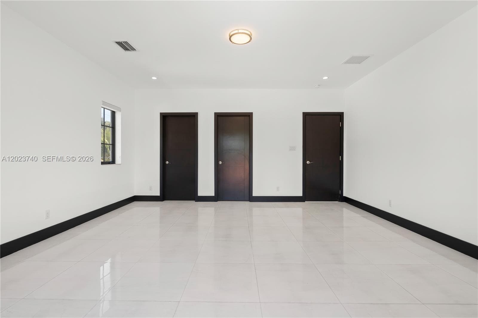 519 Alhambra Cir, Coral Gables FL 33134 — 58