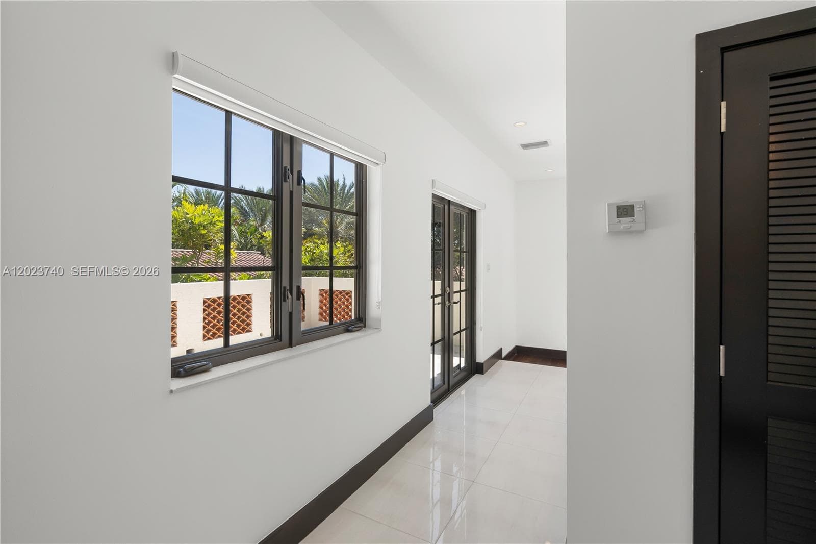 519 Alhambra Cir, Coral Gables FL 33134 — 48