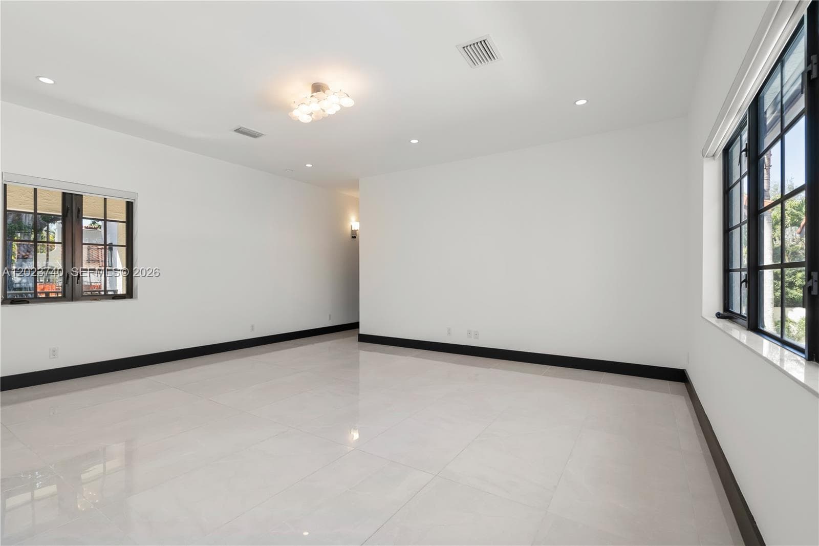 519 Alhambra Cir, Coral Gables FL 33134 — 11