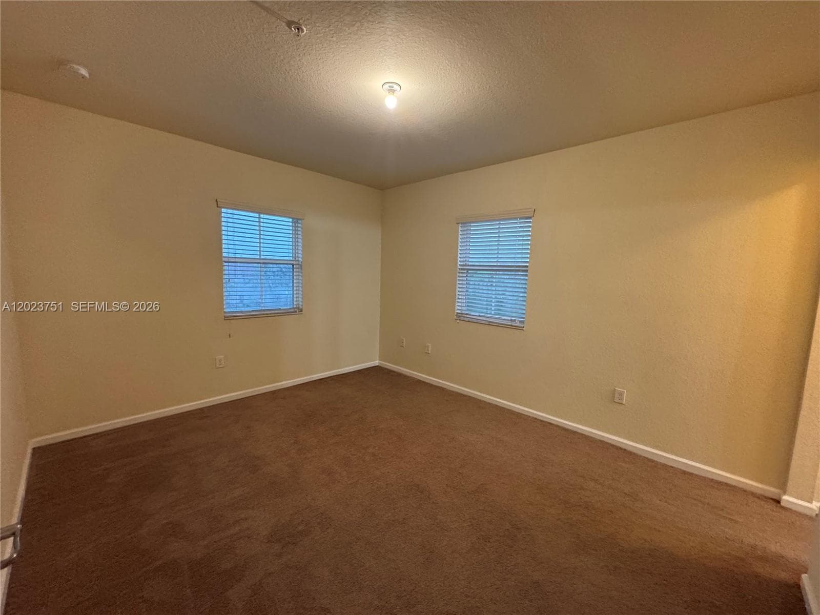 8650 NW 97 ave # 209, Doral FL 33178 — 7