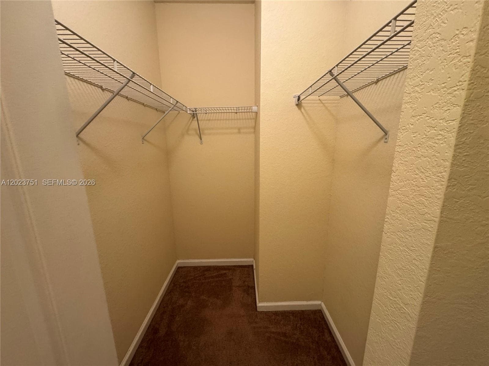 8650 NW 97 ave # 209, Doral FL 33178 — 9