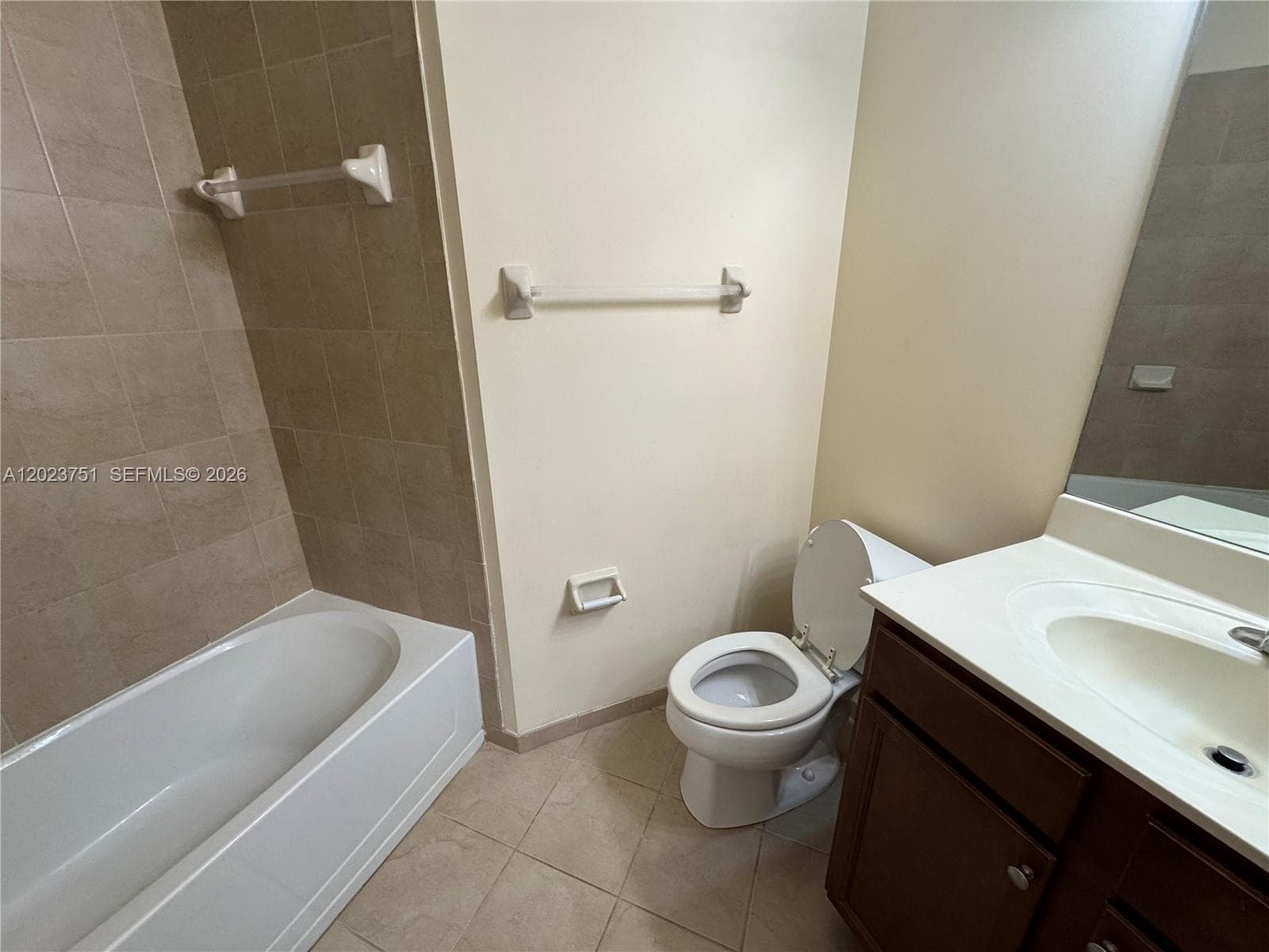 8650 NW 97 ave # 209, Doral FL 33178 — 14