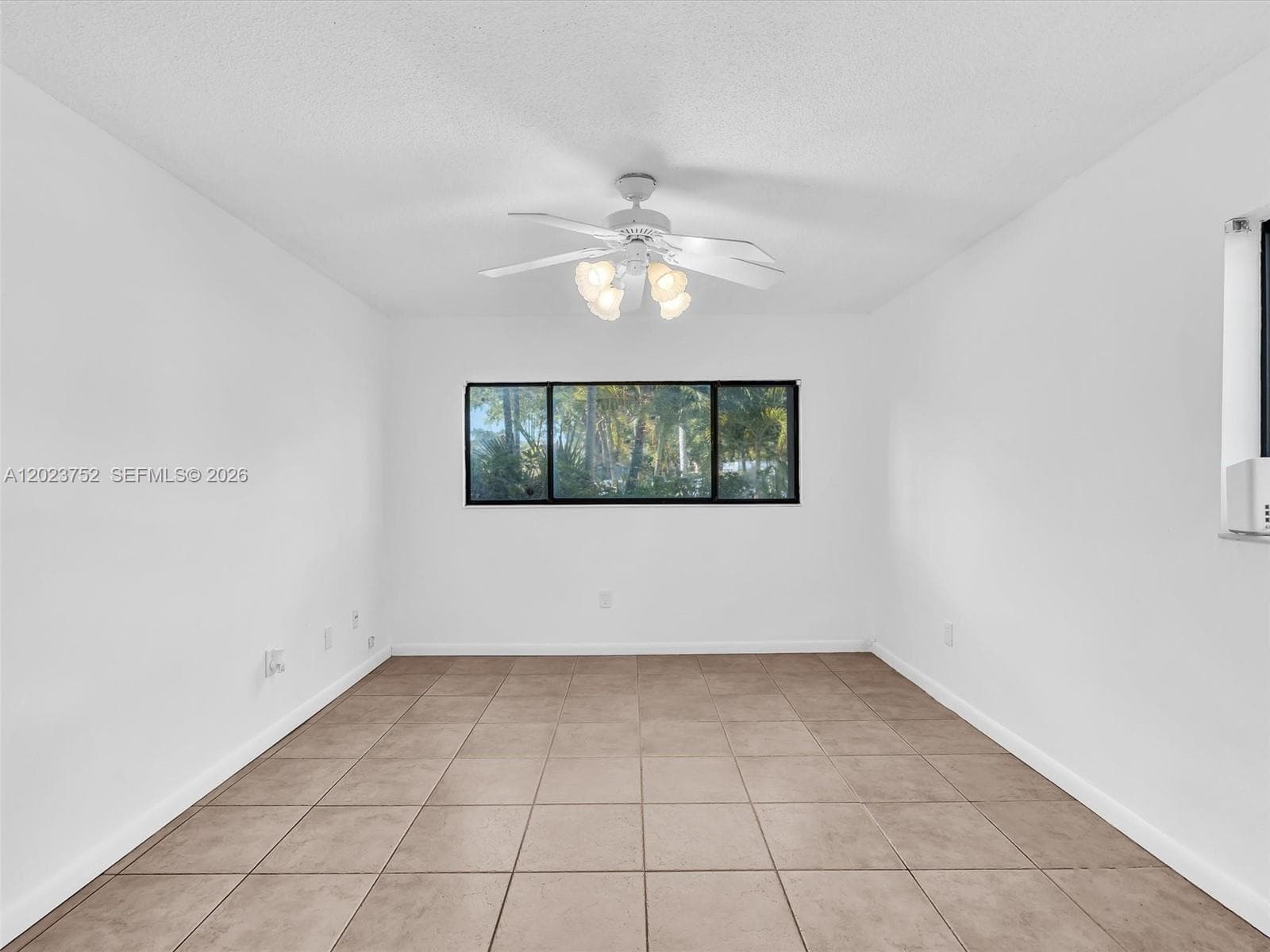 831 NE 199th St # 34, Miami FL 33179 — 22