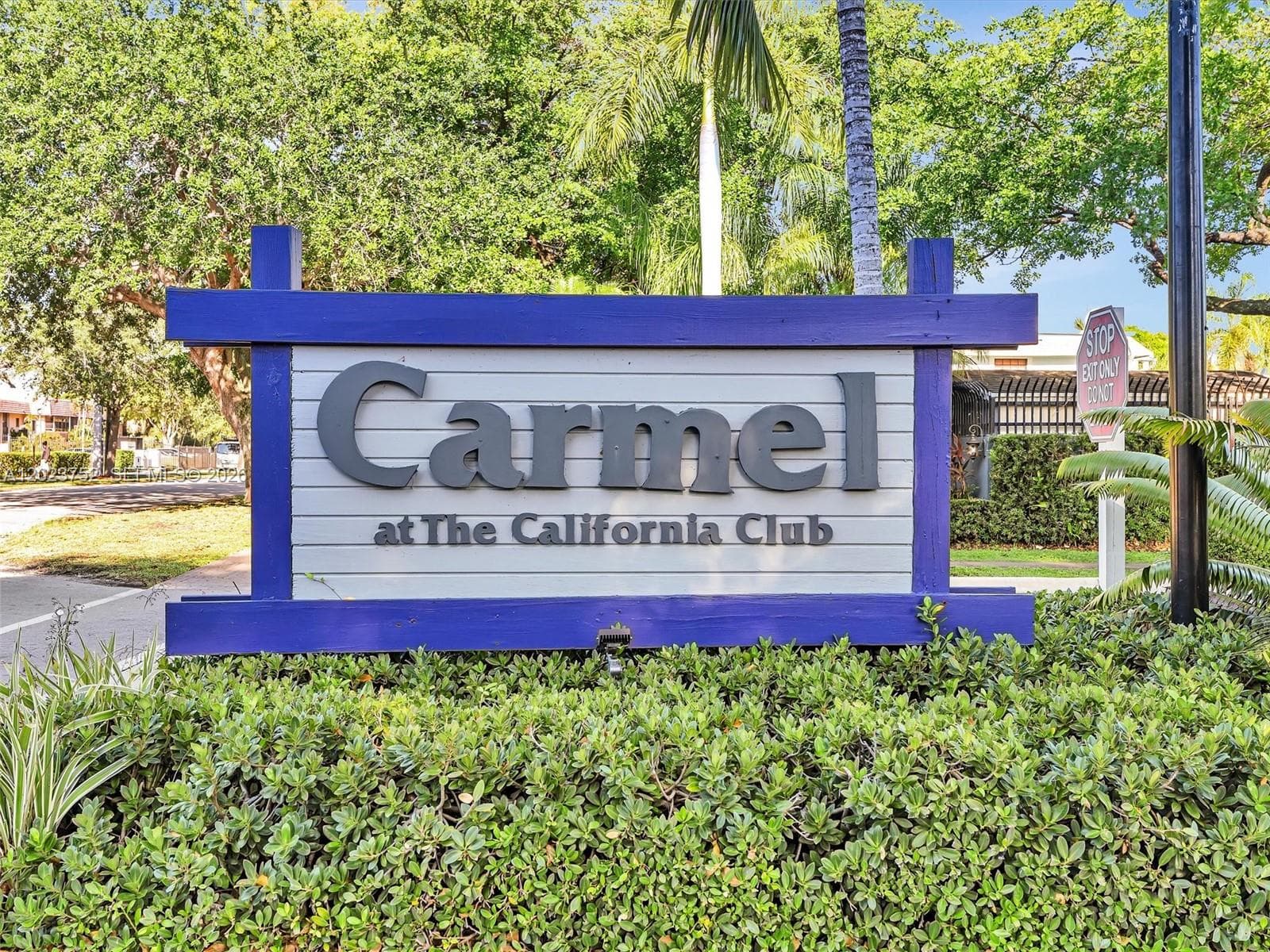 831 NE 199th St # 34, Miami FL 33179 — 36