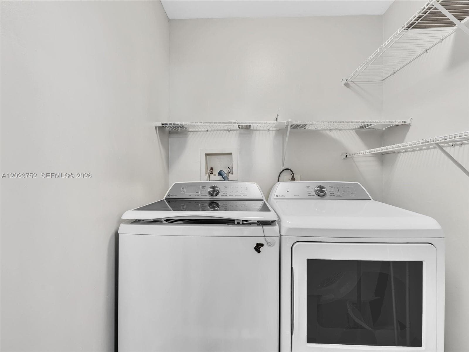 831 NE 199th St # 34, Miami FL 33179 — 18