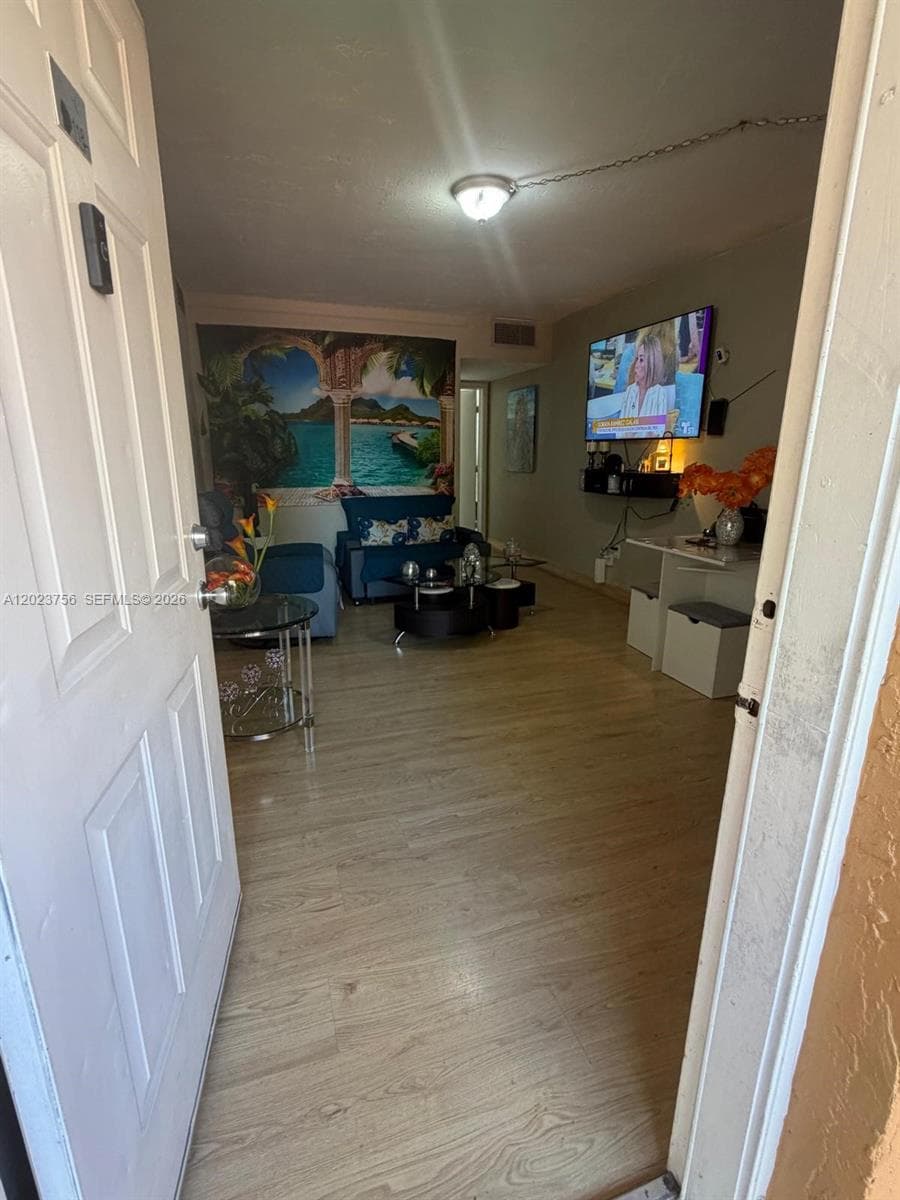 1245 W 24th St # 118, Hialeah FL 33010 — 3