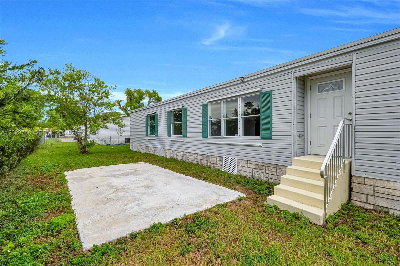 19800 SW 180th Ave lot 81 lot 82, Miami FL 33187 — 16