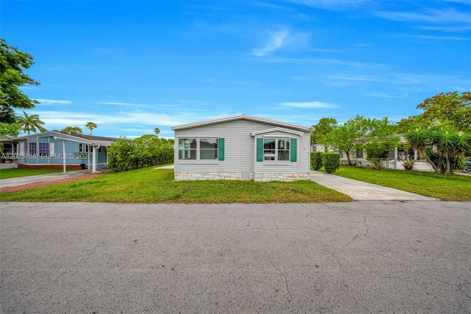19800 SW 180th Ave lot 81 lot 82, Miami FL 33187 — 1