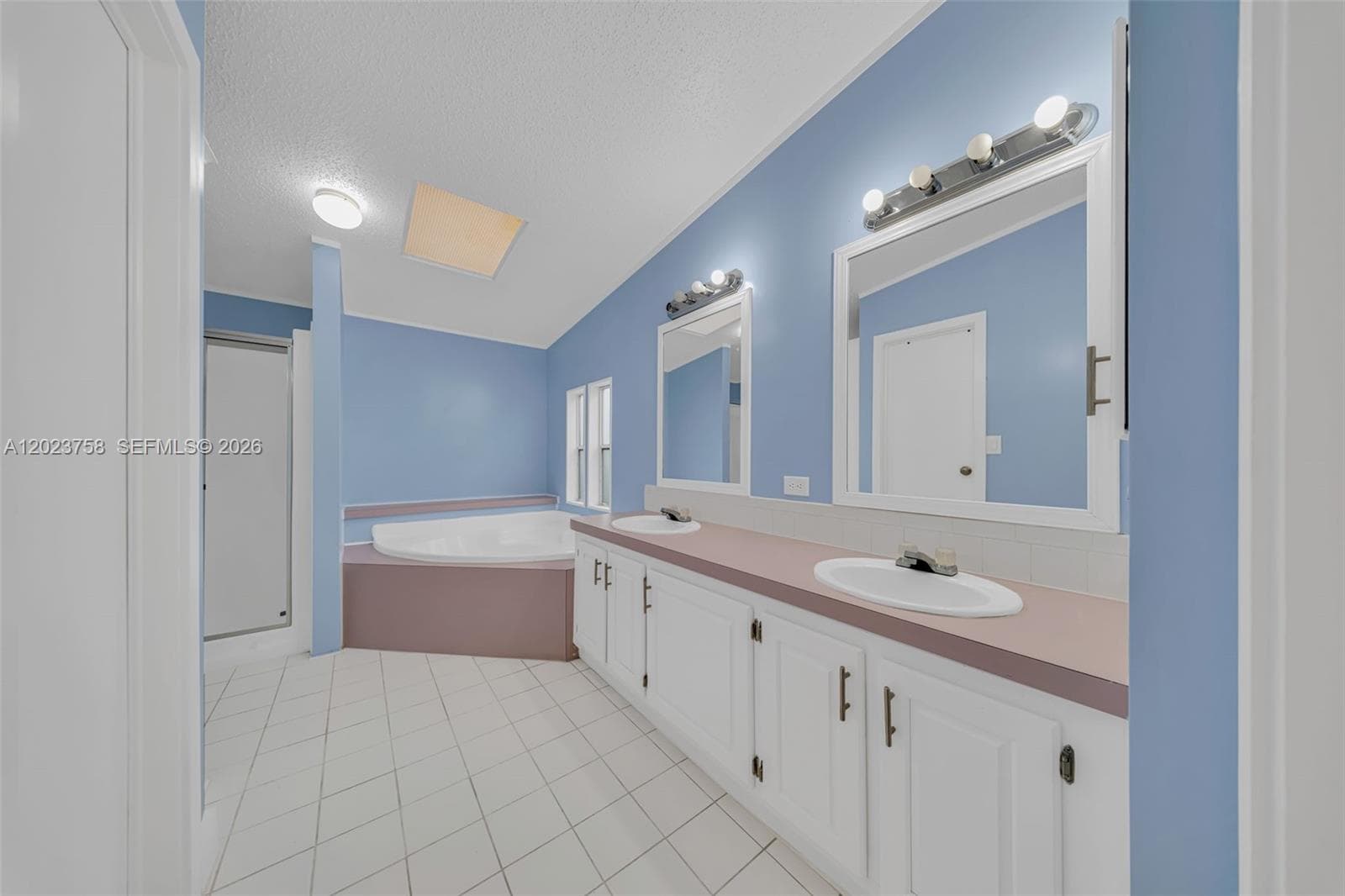 19800 SW 180th Ave lot 81 lot 82, Miami FL 33187 — 5