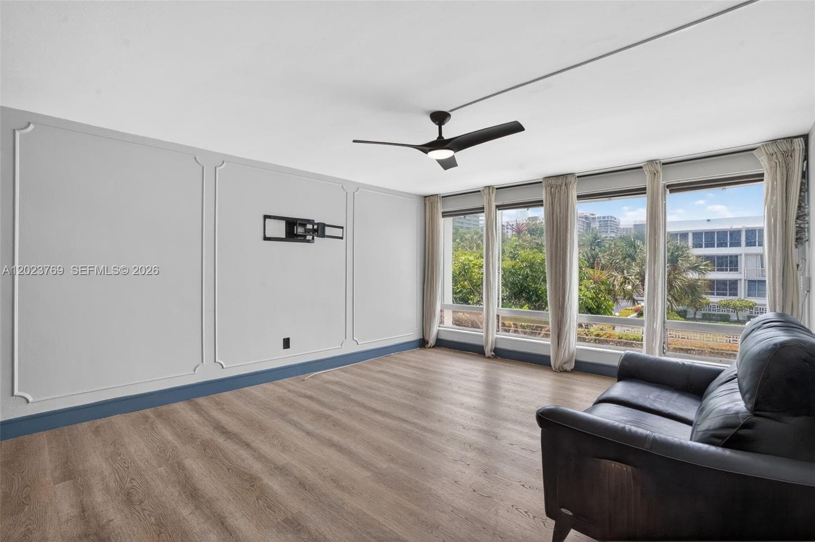 10240 Collins Ave # 207, Bal Harbour FL 33154 — 17
