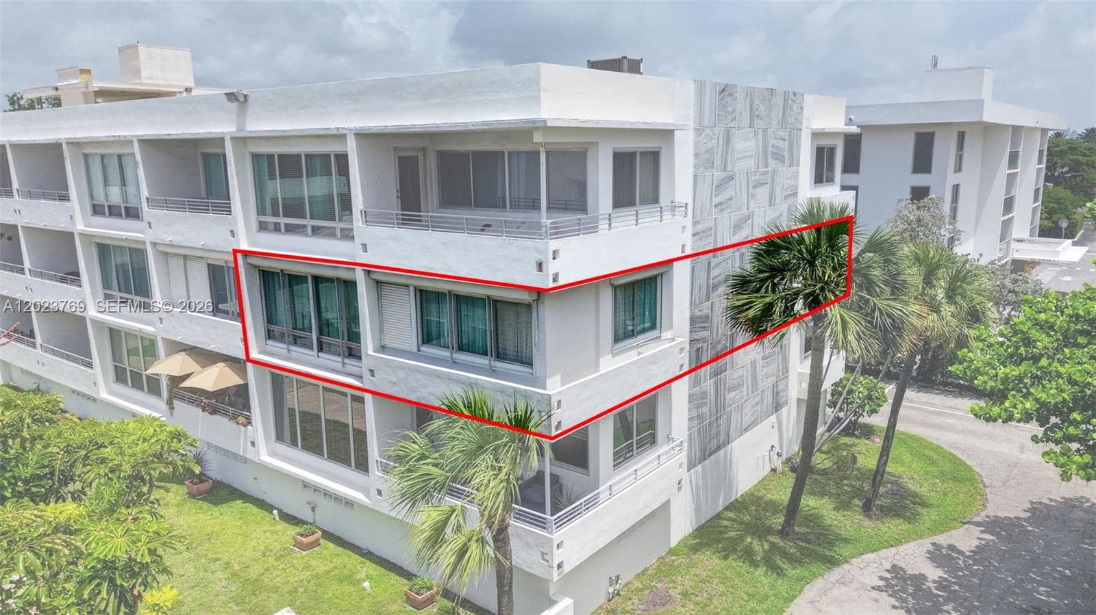 10240 Collins Ave # 207, Bal Harbour FL 33154 — 25