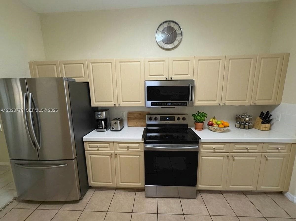 2363 SE 19th St, Homestead FL 33035 — 8