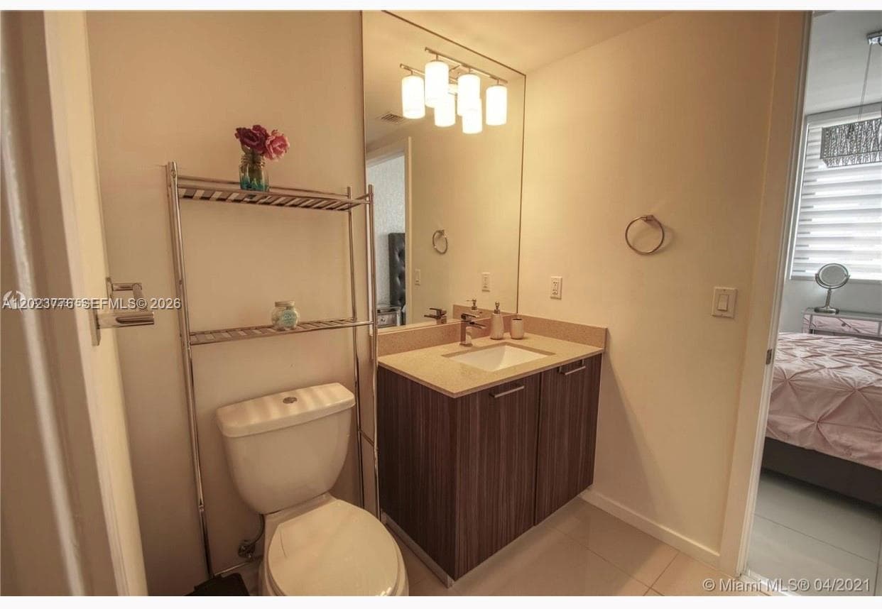 5300 Paseo Blvd   Unit 401 # 401, Doral FL 33166 — 23