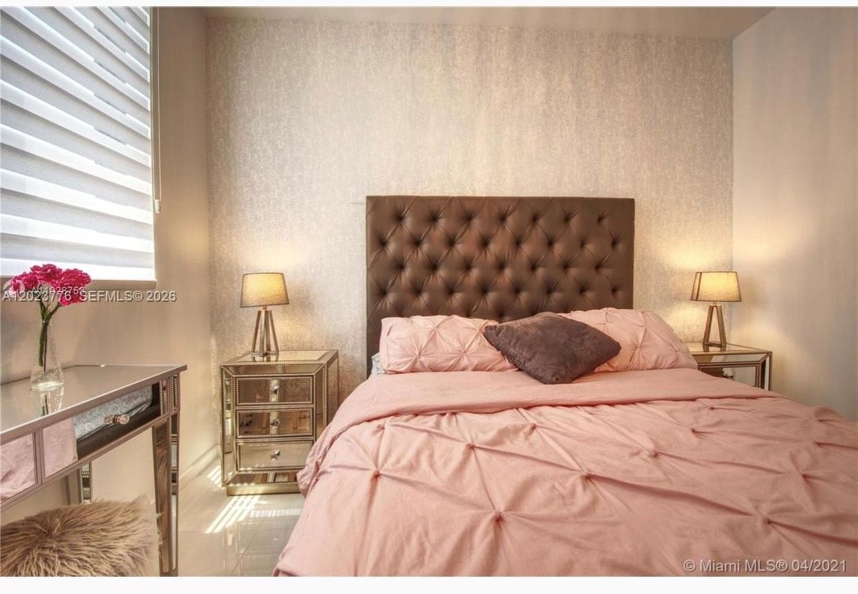 5300 Paseo Blvd   Unit 401 # 401, Doral FL 33166 — 22