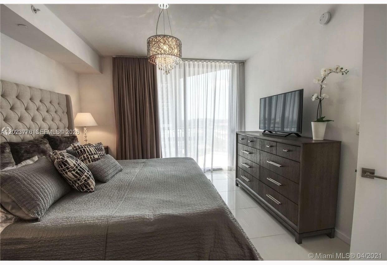 5300 Paseo Blvd   Unit 401 # 401, Doral FL 33166 — 14