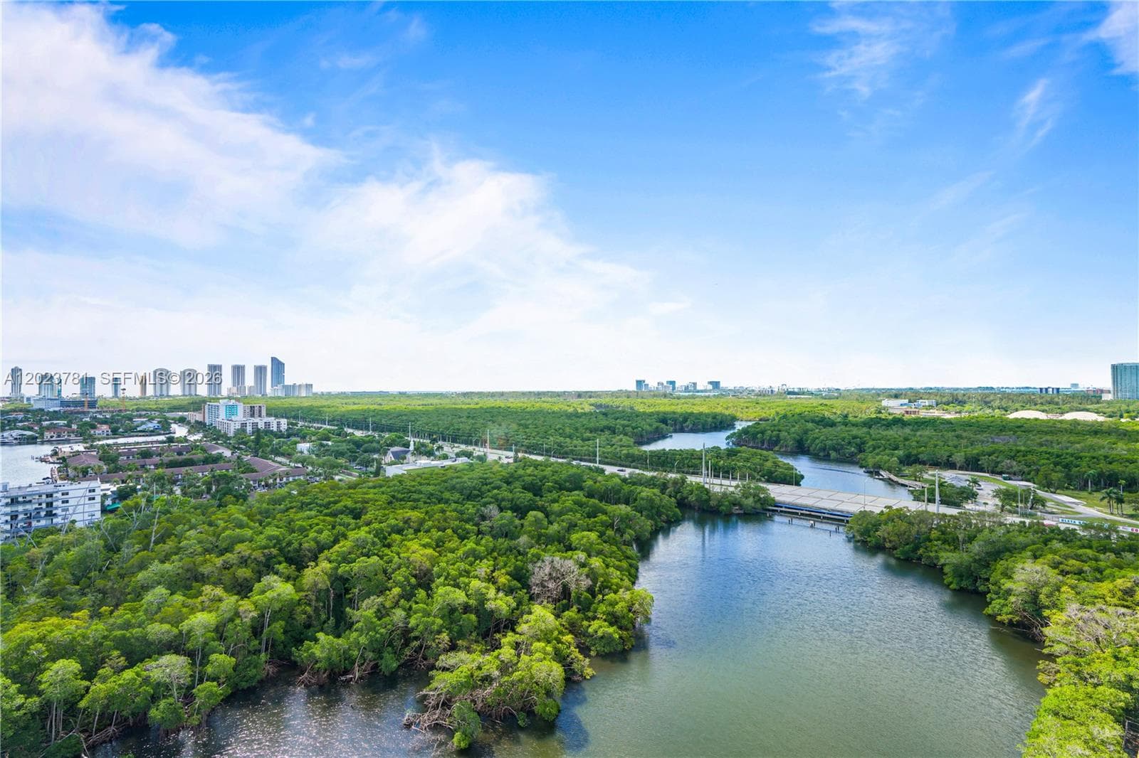 16385 Biscayne Blvd # 1919, North Miami Beach FL 33160 — 32