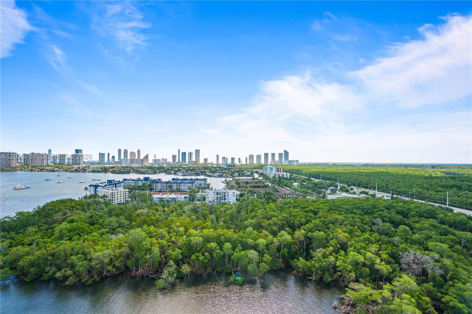 16385 Biscayne Blvd # 1919, North Miami Beach FL 33160 — 33