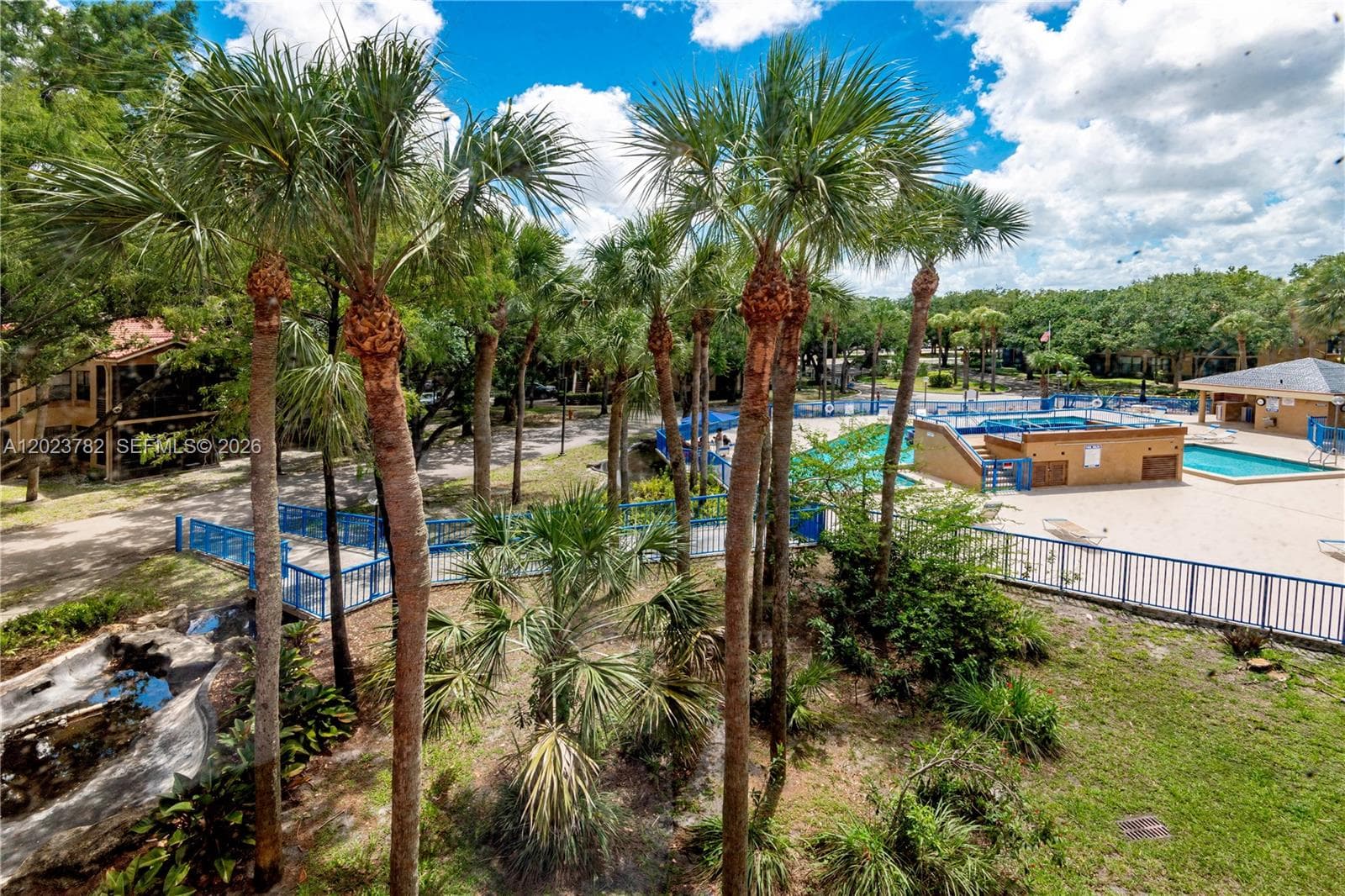 15525 N Miami Lakeway N # 8, Miami Lakes FL 33014 — 25