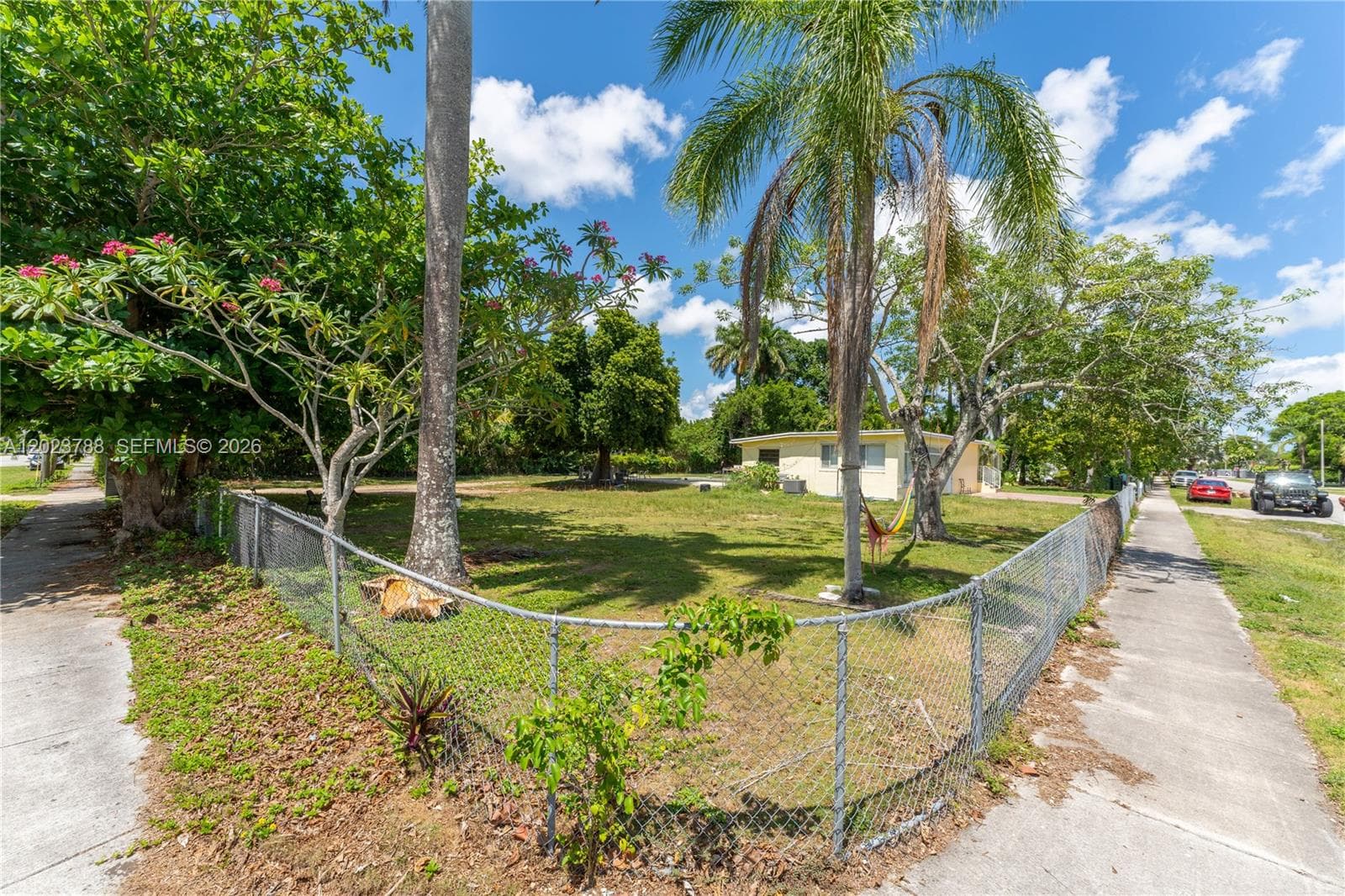 329 NW 13th St, Homestead FL 33030 — 8