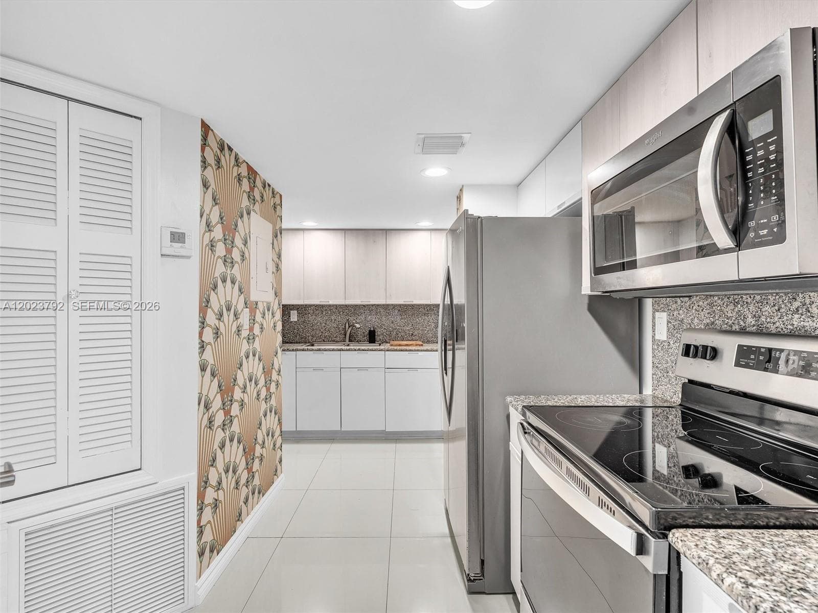 825 Brickell Bay Dr # 2048, Miami FL 33131 — 6
