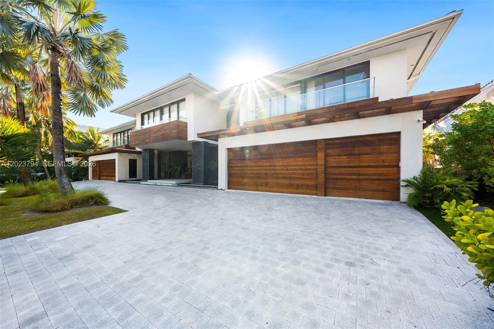 385 Centre Is, Golden Beach FL 33160 — 86