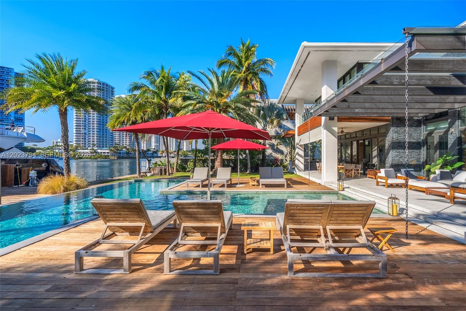 385 Centre Is, Golden Beach FL 33160 — 82