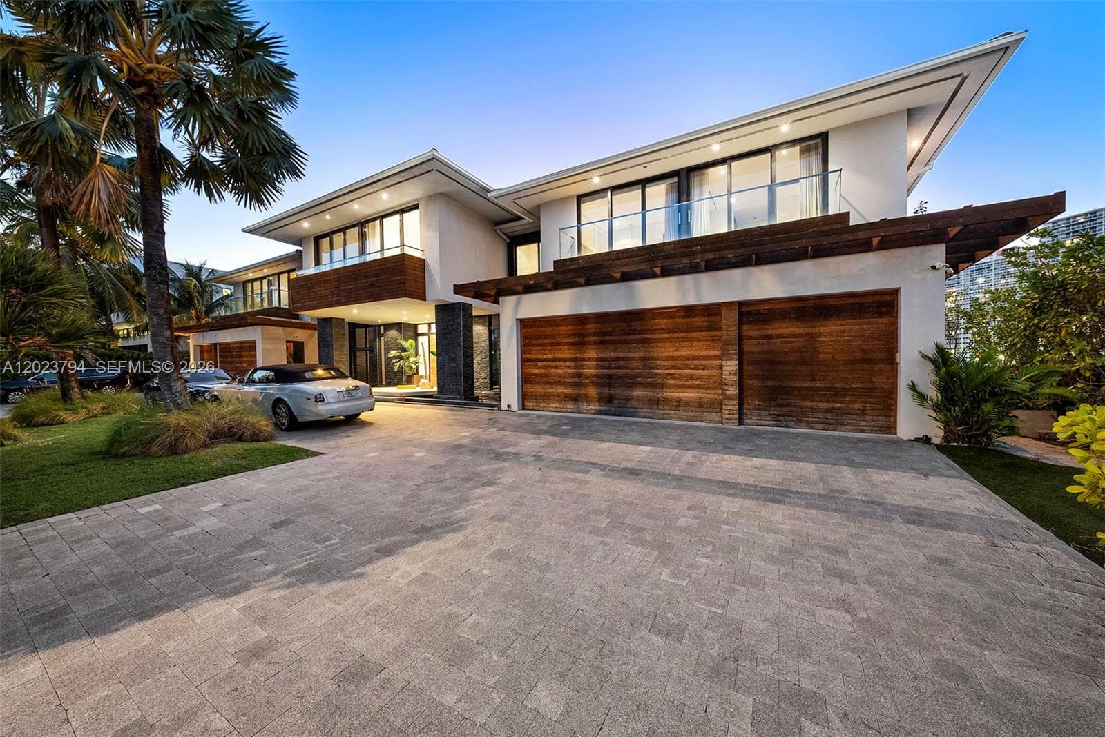 385 Centre Is, Golden Beach FL 33160 — 8
