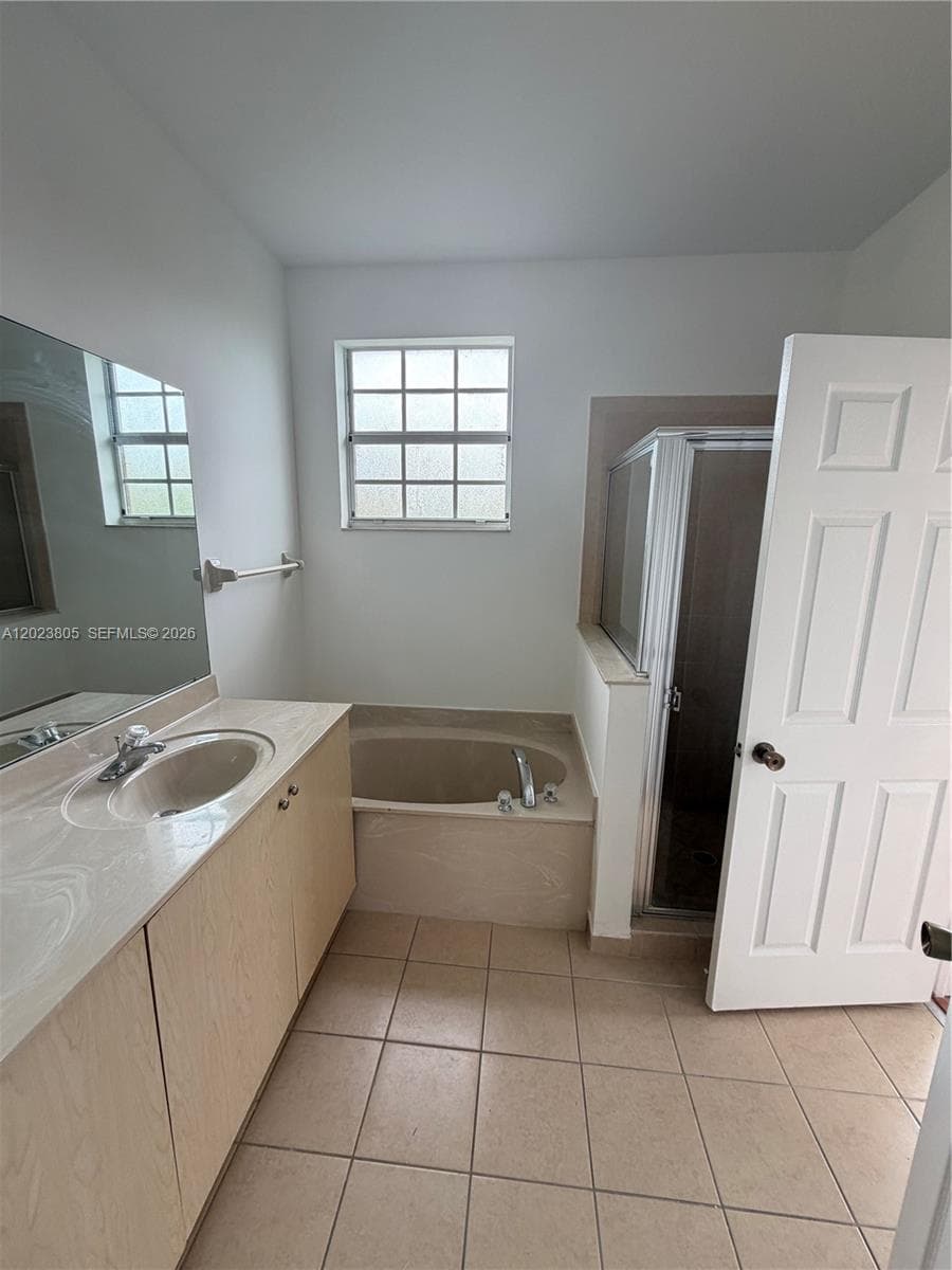 607 NE 21st Ter, Homestead FL 33033 — 12