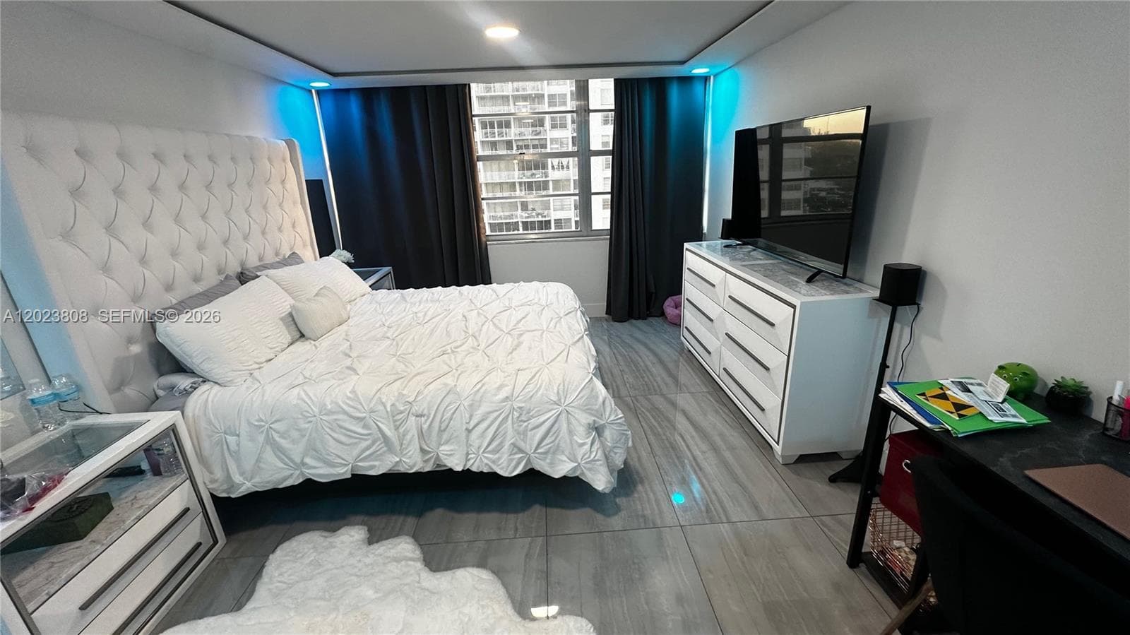 18041 Biscayne Blvd # 702, Aventura FL 33160 — 7