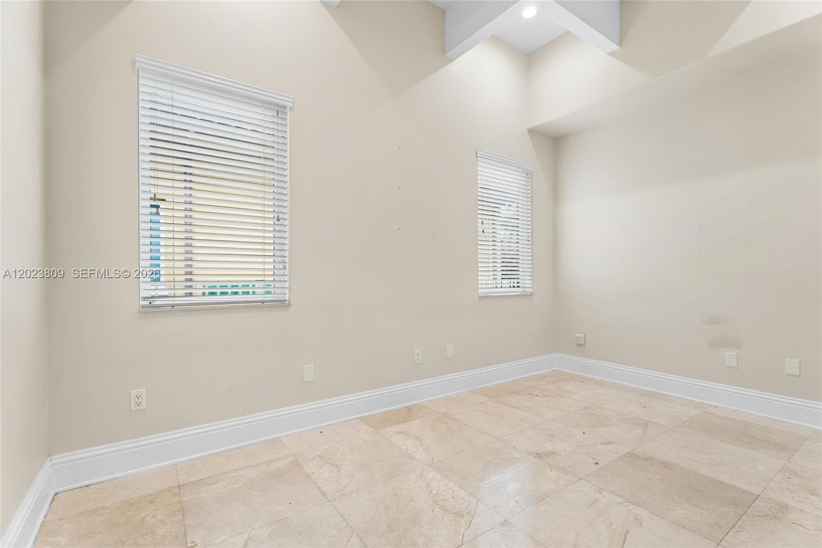 2665 NW 100th Ave, Doral FL 33172 — 17